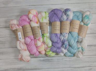 Picture for category Hand Dyed Yarn
